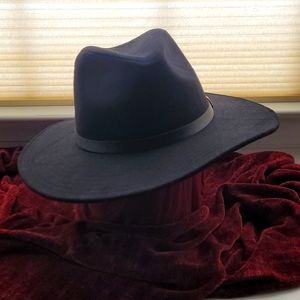 Black hat